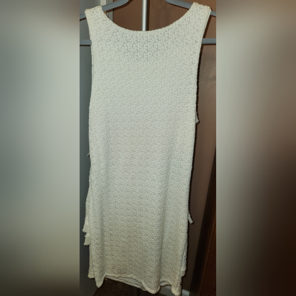 Hem & Thread Dress - Picture 5 of 12